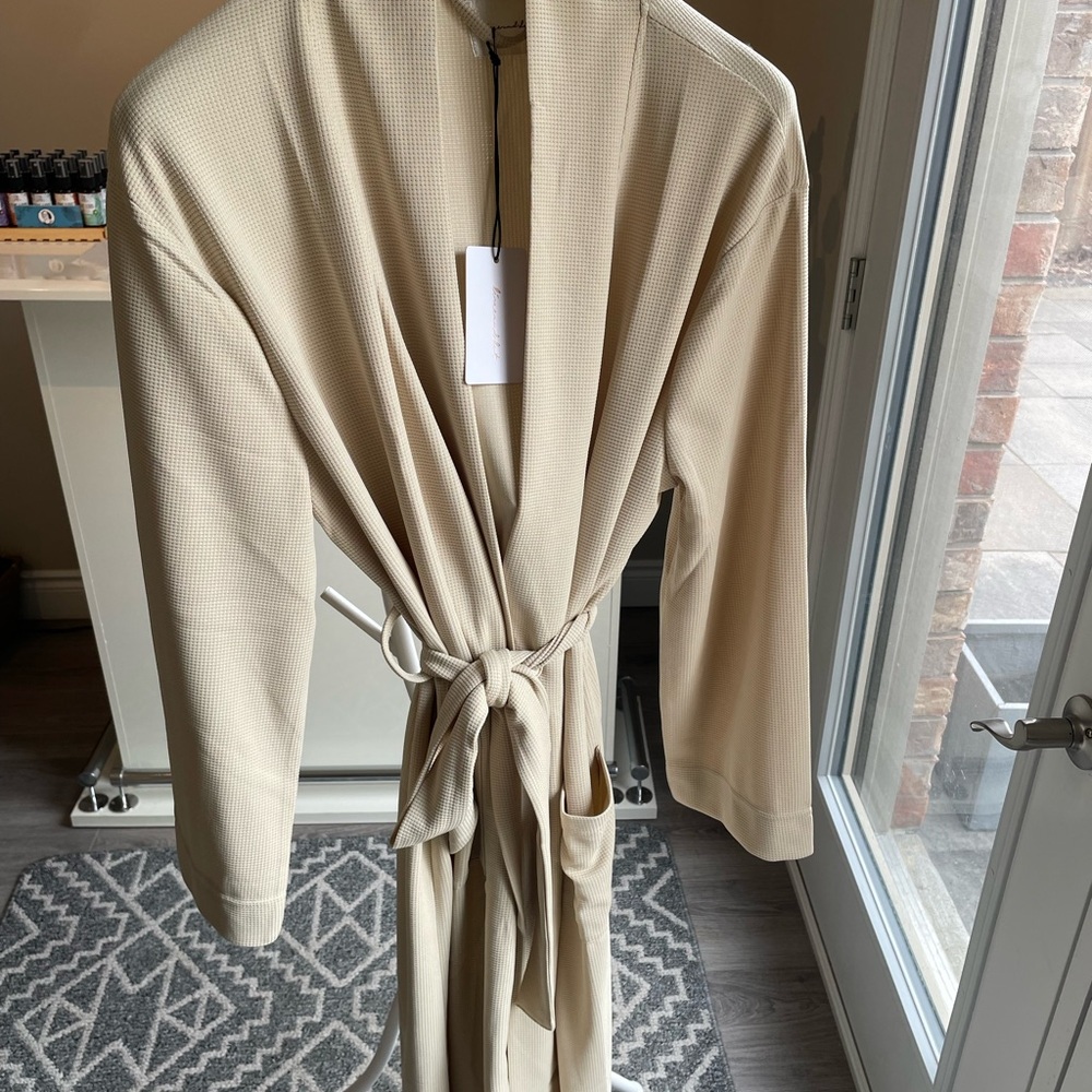 Cream Women's Robe - Picture 5 of 12
